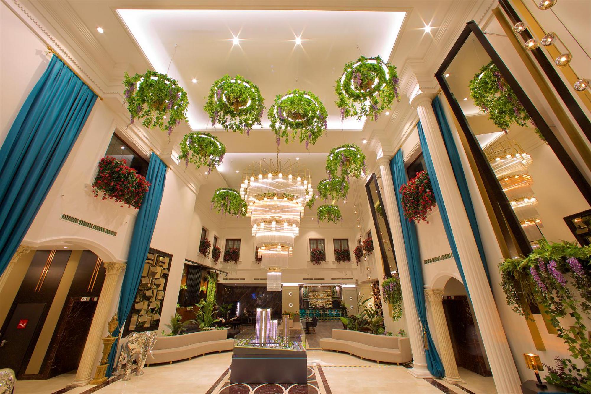Ramada By Wyndham Istanbul Merter المظهر الخارجي الصورة Lobby